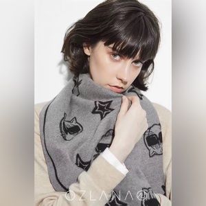 ozlana wool scarf brand new